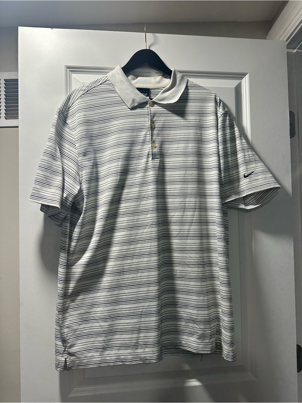 Nike men’s striped golf polo shirt